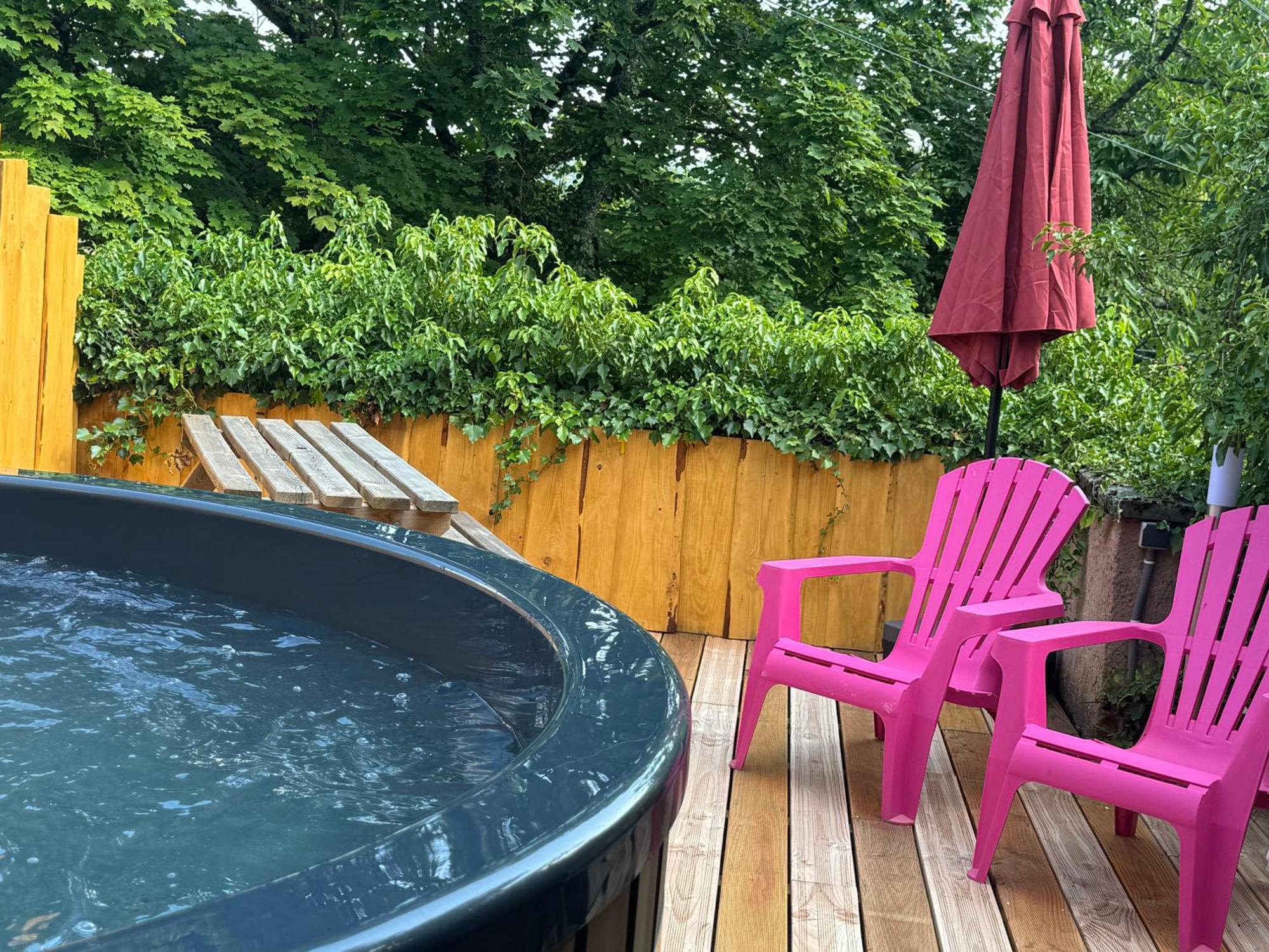 Gite Au Manoir Des Sens Avec Bain Nordique Jacuzzi Bergheim Exterior photo